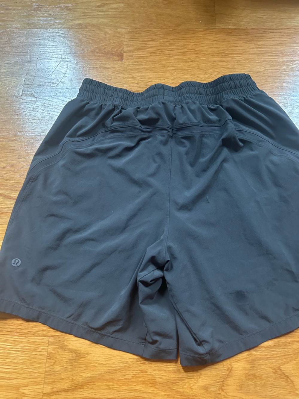 Men’s Lululemon lined shorts. Size small/medium